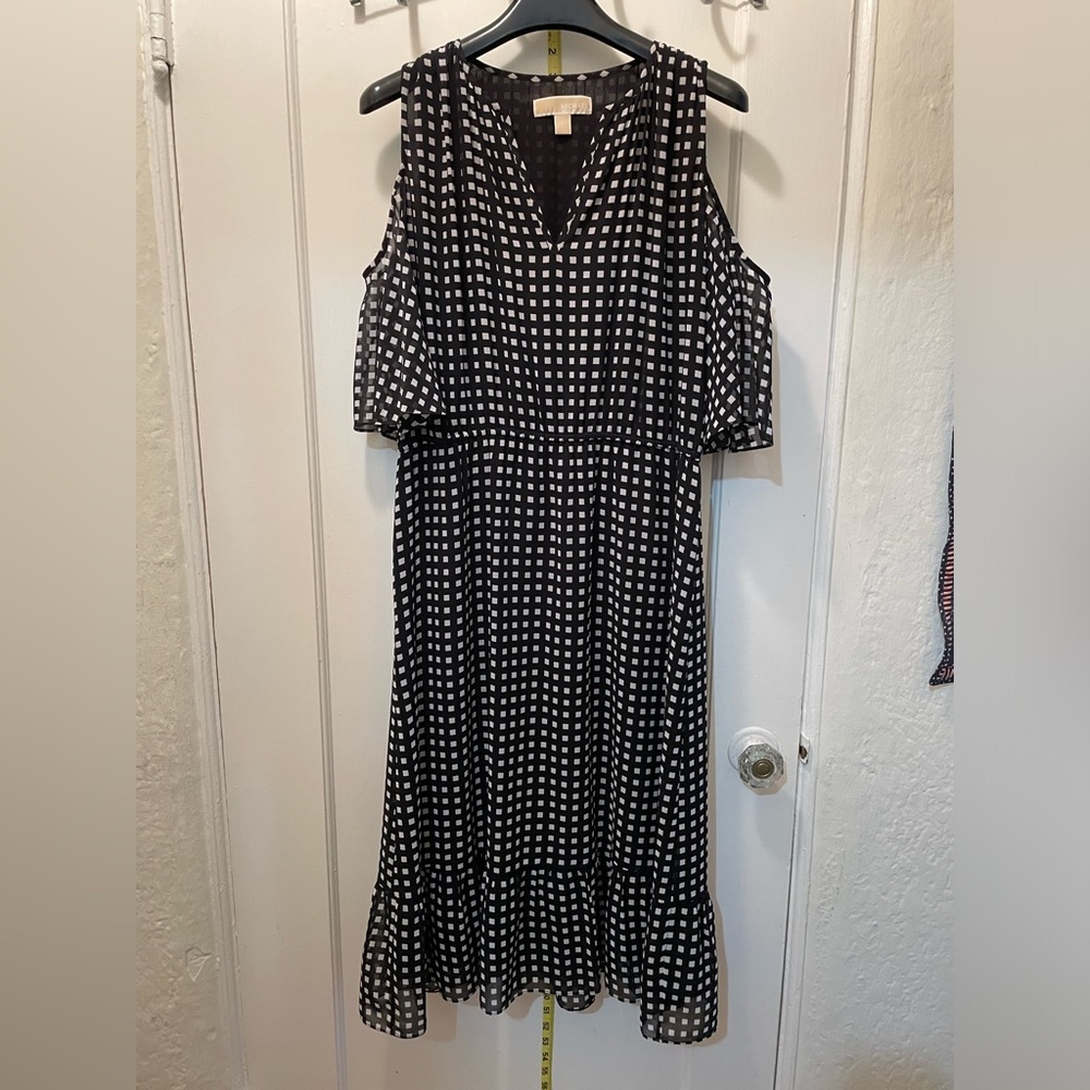 Michael by Michael Kors Cold shoulder dress